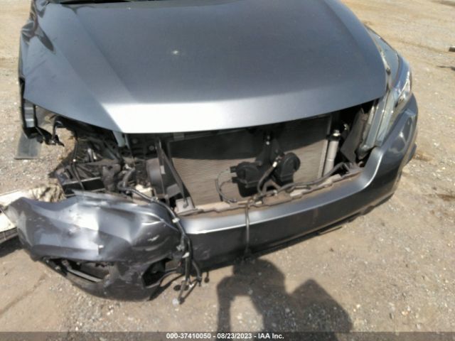 5N1DR2MN3JC656701 Nissan Pathfinder Sl