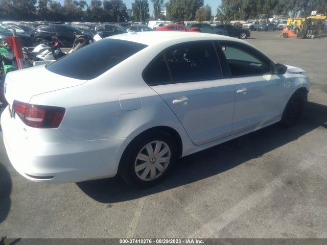 3VW267AJ3GM207770 Volkswagen Jetta Sedan 1.4t S W/technology