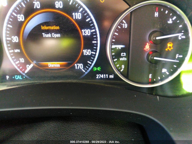 37410288 :رقم المزاد ، 1G4ZS5SS4HU181438 vin ، 2017 Buick Lacrosse Premium مزاد بيع
