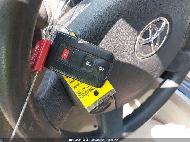 2005 TOYOTA PRIUS VIN: JTDKB22U453082979