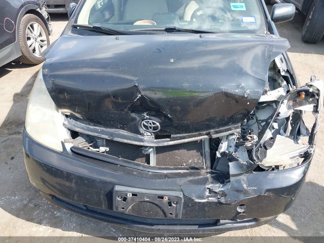 2005 TOYOTA PRIUS VIN: JTDKB22U453082979