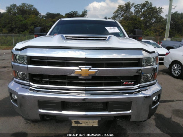 2018 CHEVROLET SILVERADO 2500HD LT VIN: 1GC1KVEY2JF201519