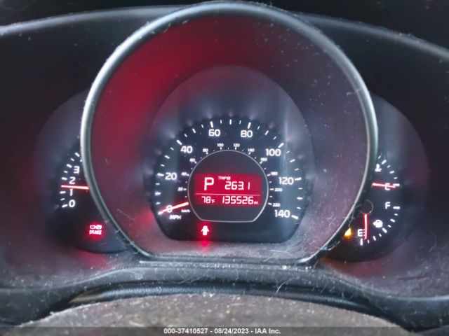 KNDJP3A53E7105884 KIA SOUL +