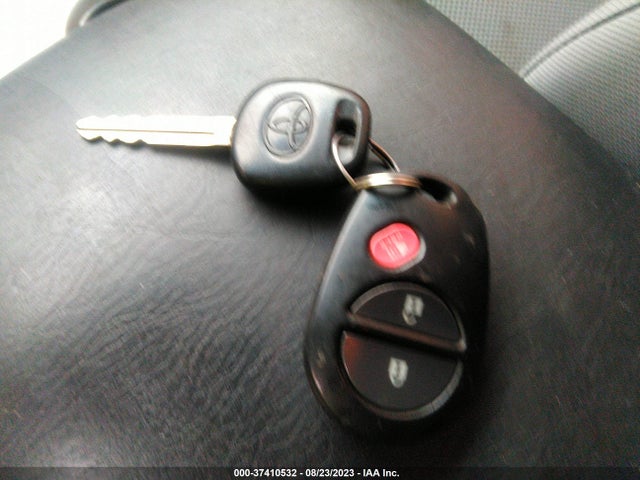 2015 TOYOTA TACOMA VIN: 3TMLU4EN0FM177036