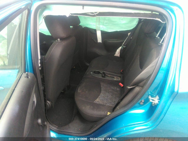 Chevrolet SPARK LS 2019 KL8CB6SA6KC715293 Image 8