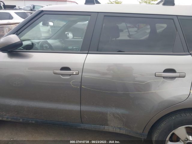 KNDJN2A21K7688408 KIA Soul Base