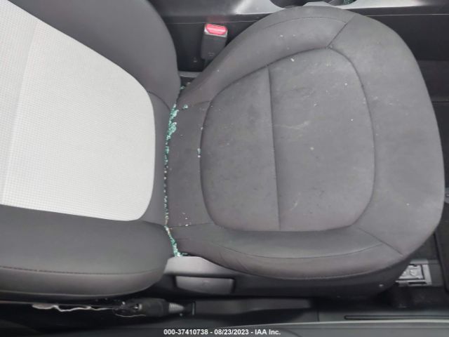 KNDJN2A21K7688408 KIA Soul Base