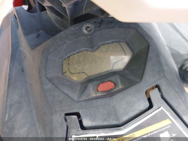 2016 SEADOO SPARK YDV56712D616      Photo 6