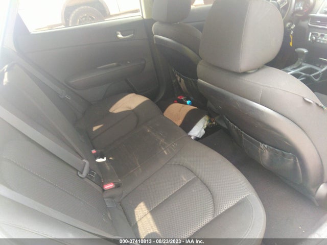 KIA Optima Lx 2016 5XXGT4L35GG068516 Image 8