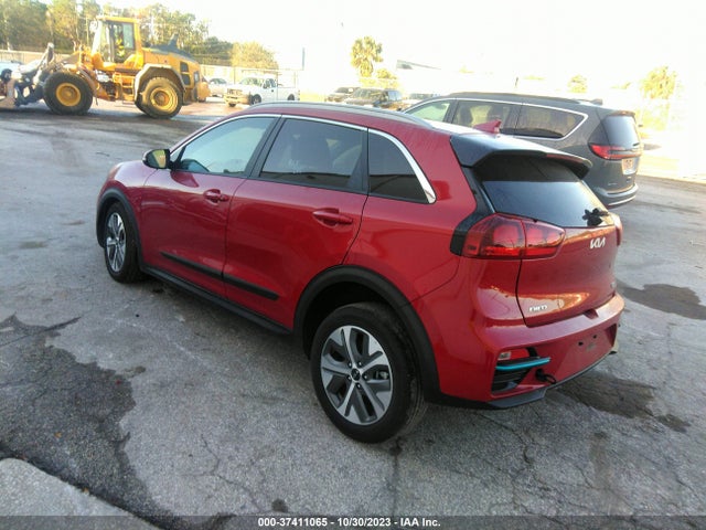 2022 KIA NIRO EV S VIN: KNDCC3LG8N5160183
