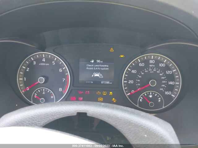 5XXGT4L38KG308635 KIA Optima Lx