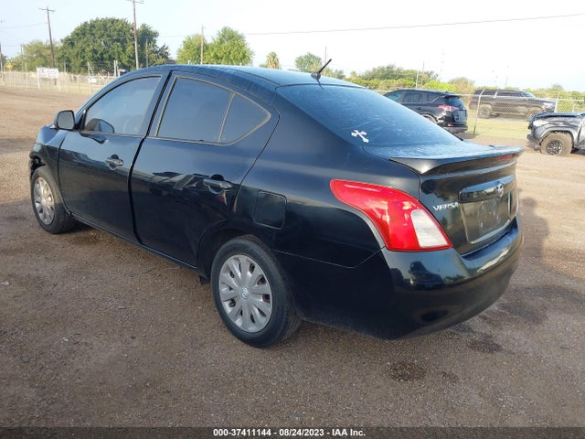 2014 NISSAN VERSA S PLUS VIN: 3N1CN7APXEL864456