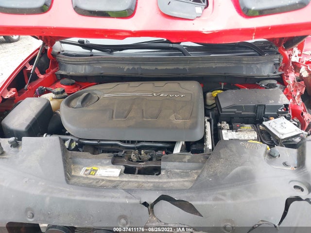 1C4PJMCXXJD608579 Jeep Cherokee Latitude