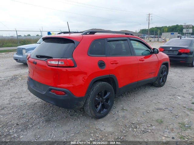 1C4PJMCXXJD608579 Jeep Cherokee Latitude