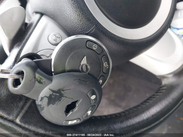 2010 MINI COOPER HARDTOP WMWMF7C56ATZ74062 Photo 10