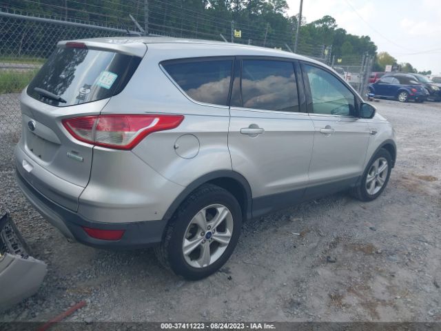 1FMCU0GX5EUB38777 Ford ESCAPE SE