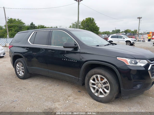 Chevrolet Traverse Ls 2018 1GNERFKW1JJ257896 Image 13
