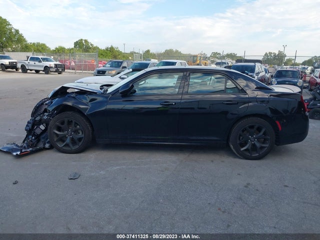 Chrysler 300 300s 2022 2C3CCABTXNH236647 Image 14