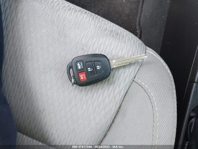 2014 TOYOTA COROLLA L/LE/S/S PLUS/LE PLUS VIN: 5YFBURHE4EP121810