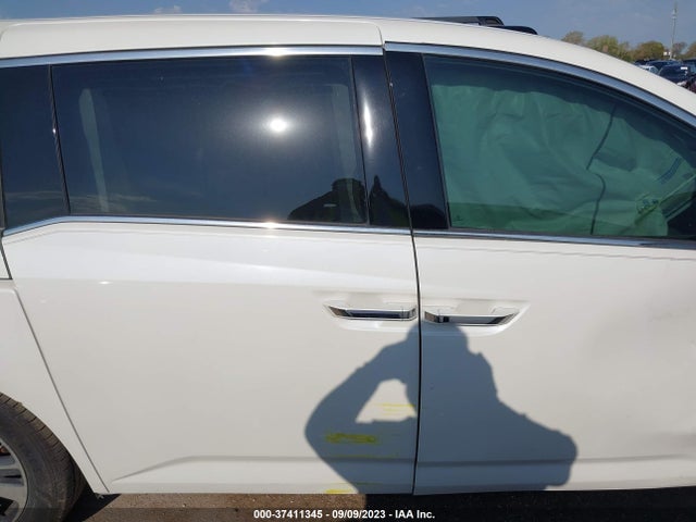 Honda Odyssey Touring 2016 5FNRL5H96GB085792 Image 13