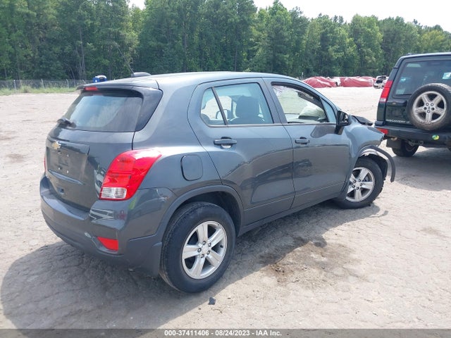 Chevrolet TRAX LS 2019 3GNCJKSB9KL295729 Image 4