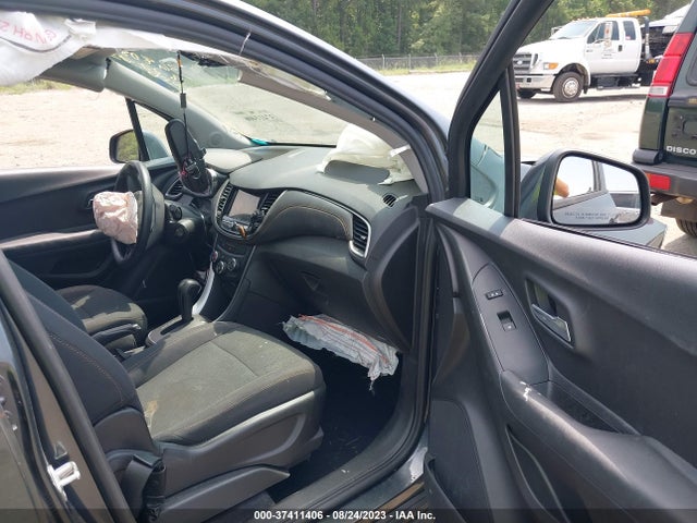 Chevrolet TRAX LS 2019 3GNCJKSB9KL295729 Image 5