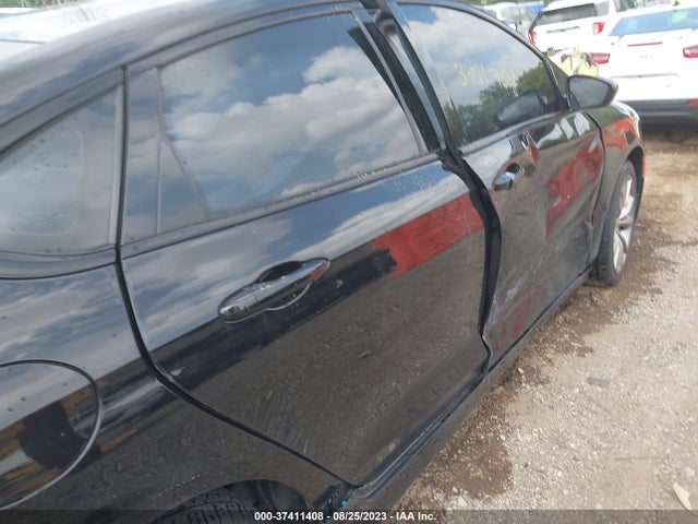 1C3CCCBBXGN138070 Chrysler 200 S
