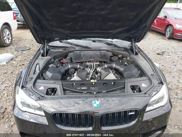 2015 BMW M5, VIN: WBSFV9C50FD594557