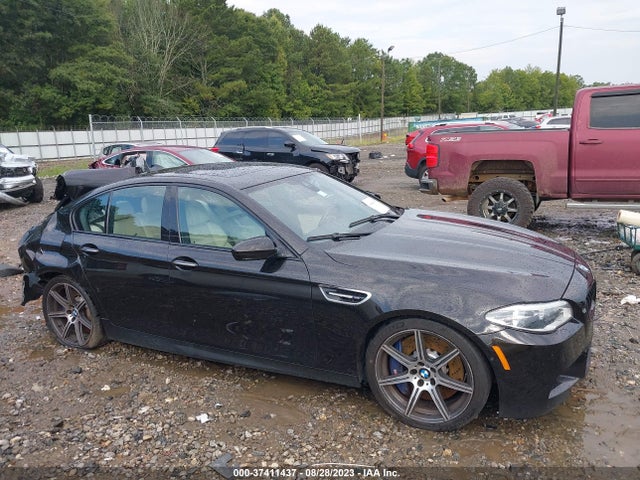 2015 BMW M5, VIN: WBSFV9C50FD594557