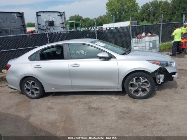 3KPF24AD3LE156882 KIA Forte Lxs