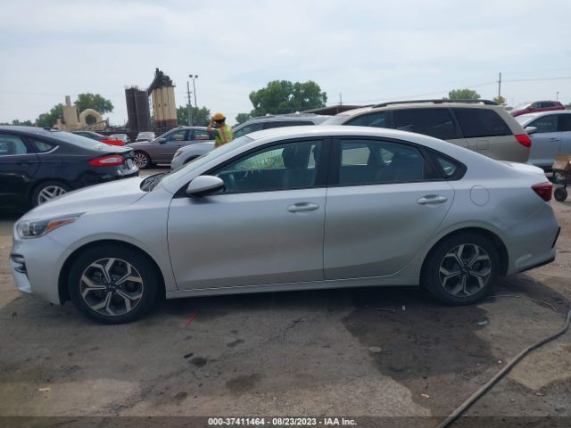3KPF24AD3LE156882 KIA Forte Lxs