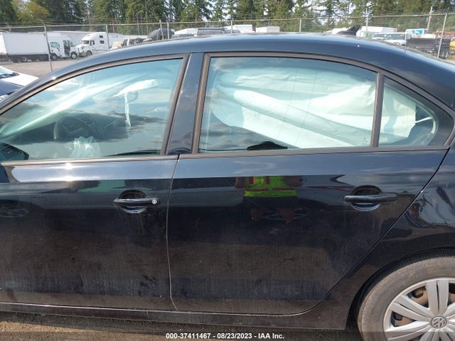 3VWLA7AJ2FM280825 Volkswagen Jetta Sedan 2.0l Tdi S