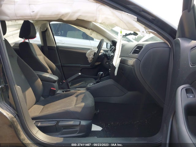 3VWLA7AJ2FM280825 Volkswagen Jetta Sedan 2.0l Tdi S