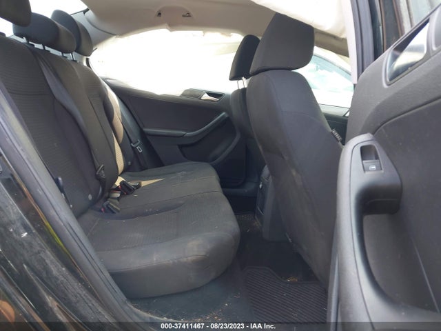 3VWLA7AJ2FM280825 Volkswagen Jetta Sedan 2.0l Tdi S