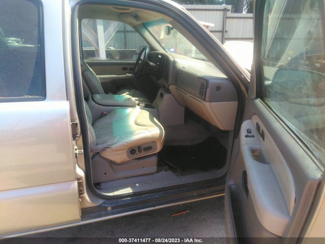 2001 GMC YUKON XL 3GKFK16T91G286623 Photo 4