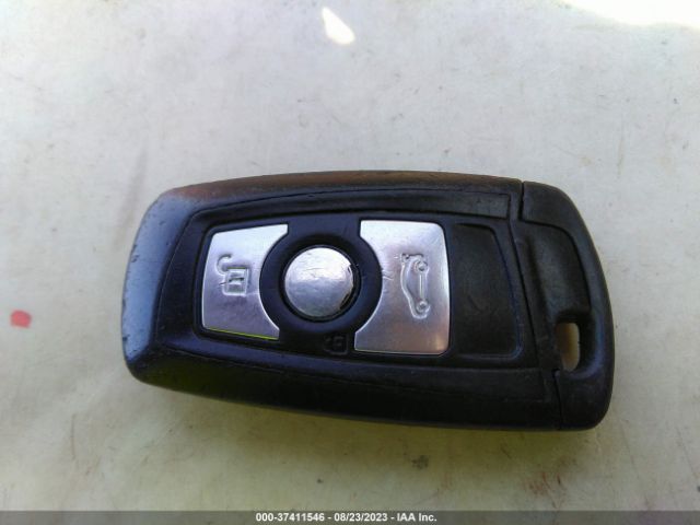 WBA3B1G59ENN90284 BMW 3 Series 320i