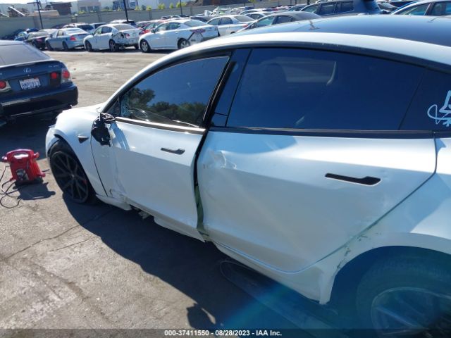 5YJ3E1EB0NF329790 Tesla Model 3 Long Range