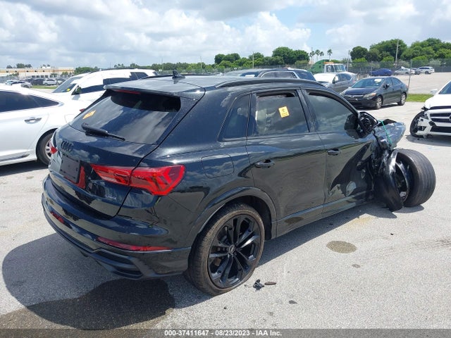 WA1EECF30N1052976 Audi Q3 S Line Premium Plus