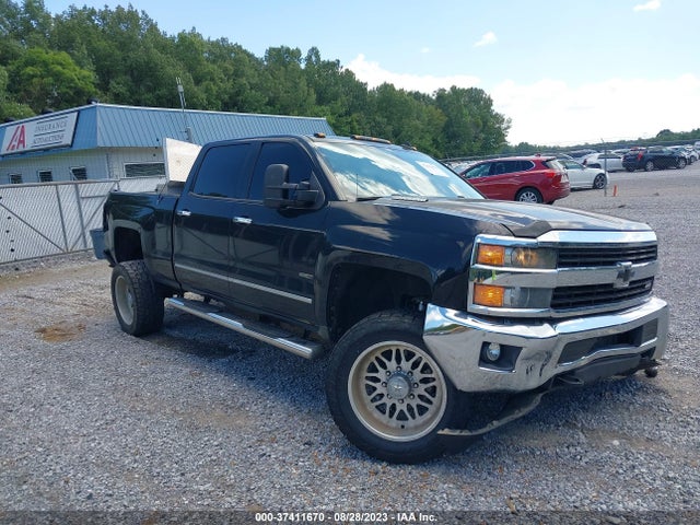 2015 1GC1KWE80FF184281 main image