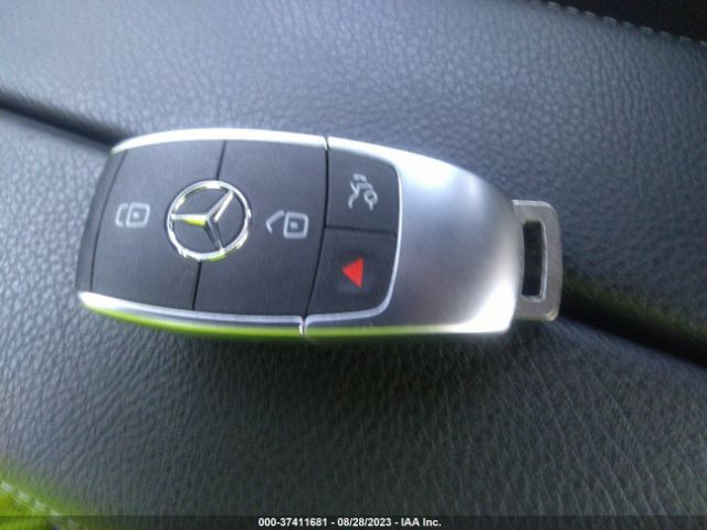 WDD3G4FB4KW021271 Mercedes-Benz A-class A 220