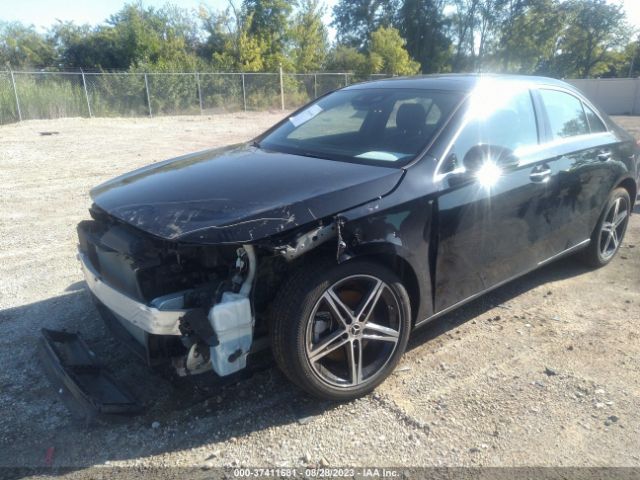 WDD3G4FB4KW021271 Mercedes-Benz A-class A 220