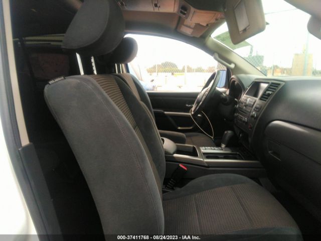 5N1AA0NDXFN619628 Nissan ARMADA SV