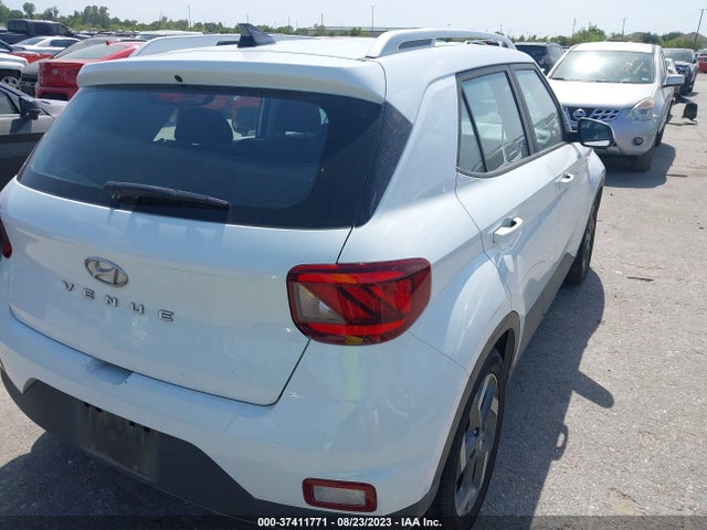 2021 HYUNDAI VENUE SEL VIN: KMHRC8A38MU089140