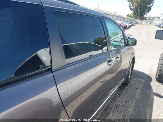 5TDKK3DC5FS658721 Toyota SIENNA LE