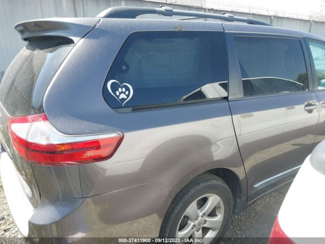 5TDKK3DC5FS658721 Toyota SIENNA LE