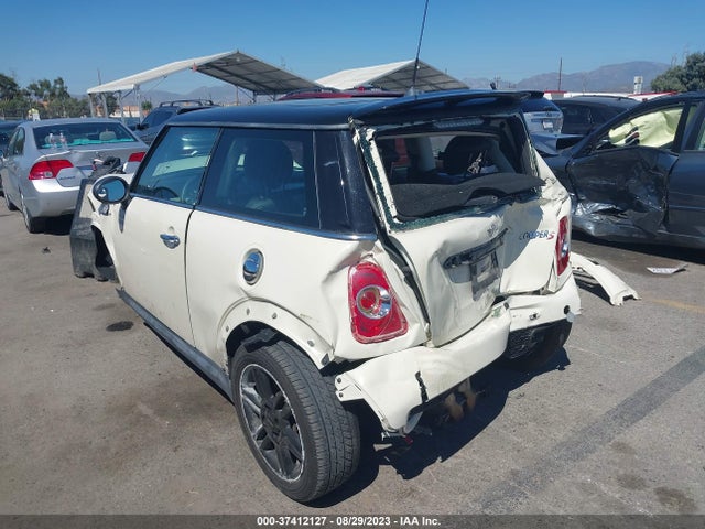2012 MINI COOPER HARDTOP WMWSV3C53CTY17269 Photo 2