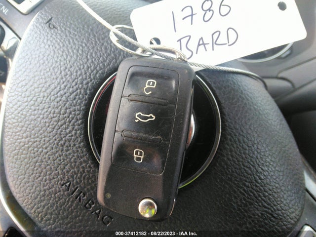 3VWD17AJXFM235037 Volkswagen Jetta Sedan 1.8t Se W/connectivity