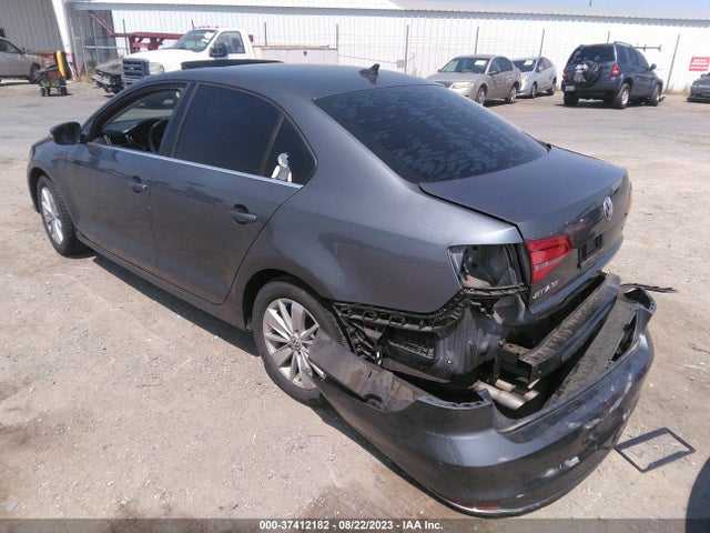 3VWD17AJXFM235037 Volkswagen Jetta Sedan 1.8t Se W/connectivity