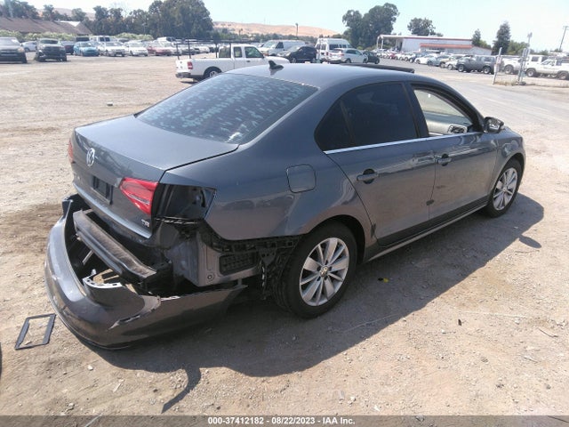 3VWD17AJXFM235037 Volkswagen Jetta Sedan 1.8t Se W/connectivity