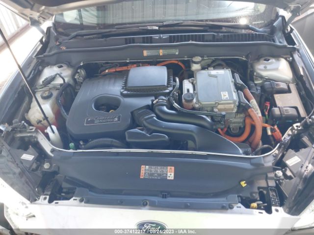 3FA6P0SU5HR380363 Ford Fusion Energi Titanium/platinum